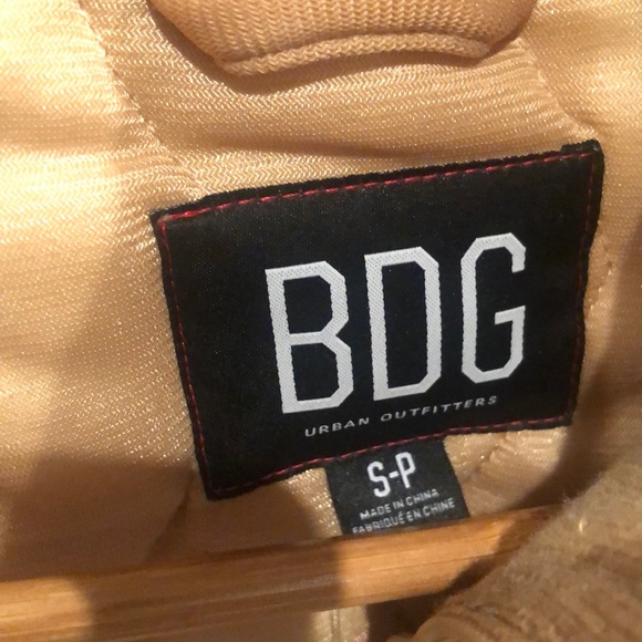 URBAN OUTFITTERS BDG TAUPE QUILTED JACKET SMALL - Picture 3 of 7